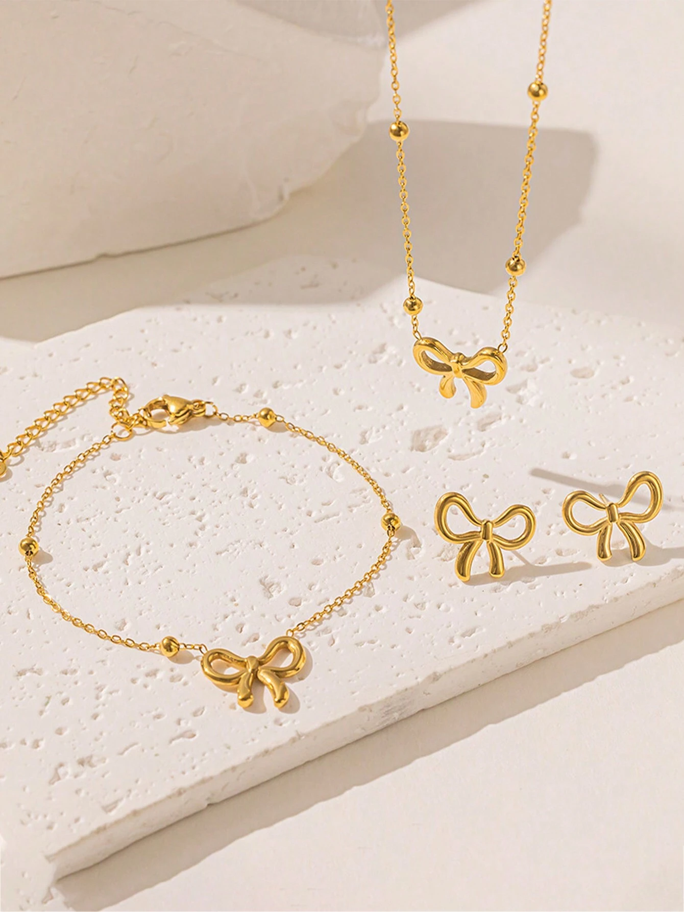 Nuevo Conjunto de Collar + Pulsera + Pendientes de Acero Inoxidable con Lazo, Joyería Minimalista de Moda para Mujer, Adecuado para Uso Diario